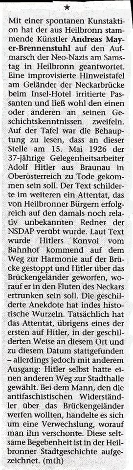 Zeitungsausschnitt über die Kunstaktion „ZUM BEDENKEN“ auf einer Heilbronner Neckarbrücke.